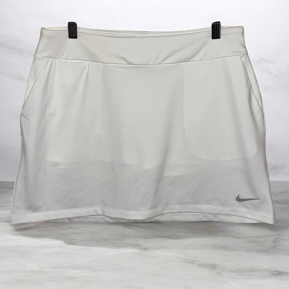 Nike Golf Skort Womens Medium White Pull On Pockets Gray Swoosh Golf Team - Picture 1 of 10